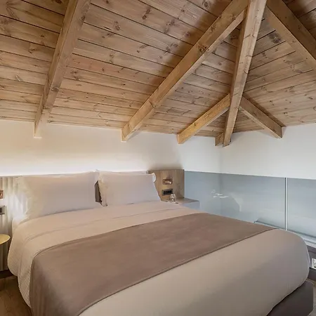 Ethos Apartment *