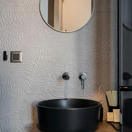 Apartment Ethos *
